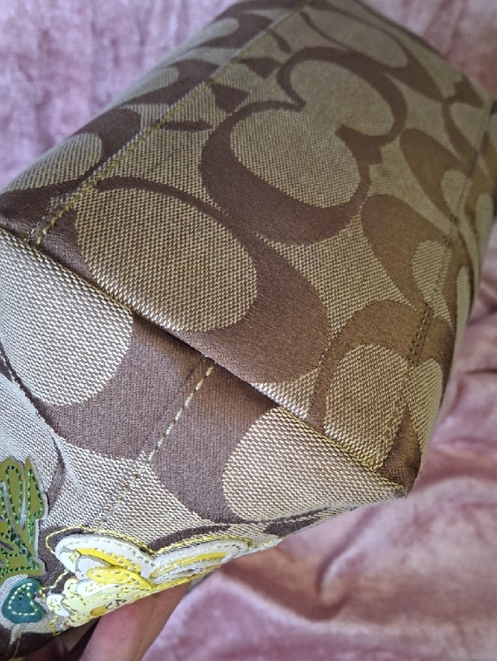 COACH LIMITED EDITON FLORAL Appliqué Tote 2008 - Picture 5 of 10